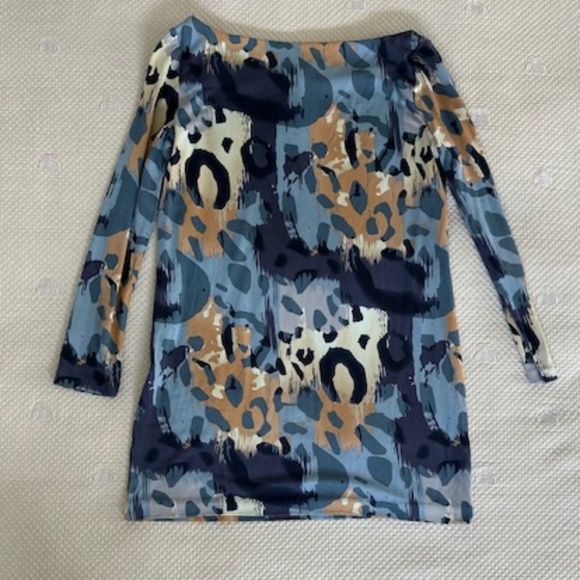 Diane von Furstenberg Silk Mini Dress, size 8, Blue Leopard Print - Picture 4 of 5